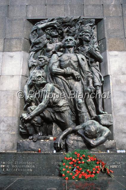 pologne varsovie 05.JPG - Monument des HÈros du GhettoVarsovie (Warszawa)Mazovie (Mazowieckie), Pologne